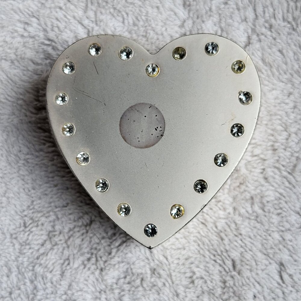 Lacquered Silver Plated Heart Shaped Jewelry Box w/ red faux velvet inside BIN H